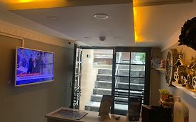 Taxim Sunpera Suites